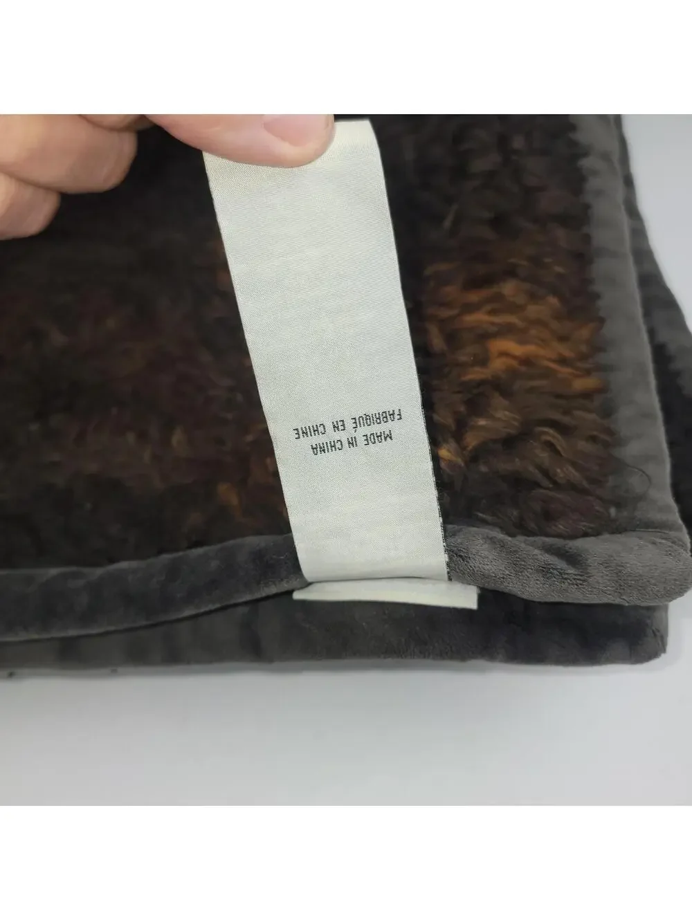 Pottery Barn Faux Fur Brown Ombre Burgundy Throw Blanket 50x60